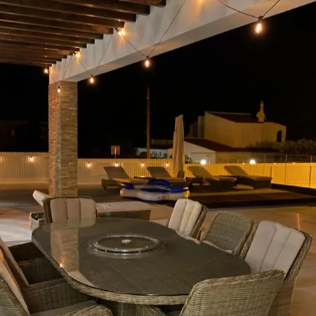 Contemporary Carvoeiro 4 Bedrooms Bonita Balcony Sea Views Modern Interior Villa Carvoeiro (Lagoa)