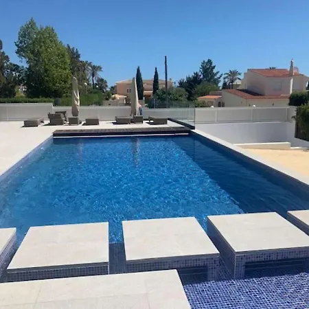 Contemporary Carvoeiro 4 Bedrooms Bonita Balcony Sea Views Modern Interior Villa *