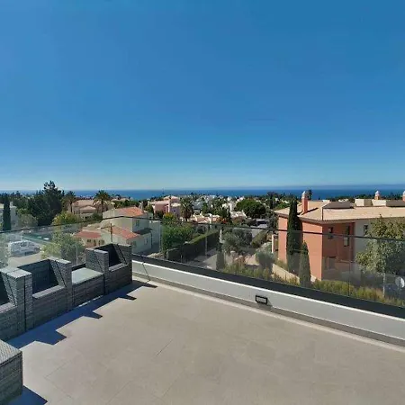 Contemporary Carvoeiro 4 Bedrooms Bonita Balcony Sea Views Modern Interior Villa *