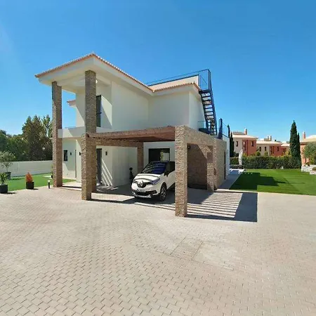 Contemporary Carvoeiro 4 Bedrooms Bonita Balcony Sea Views Modern Interior