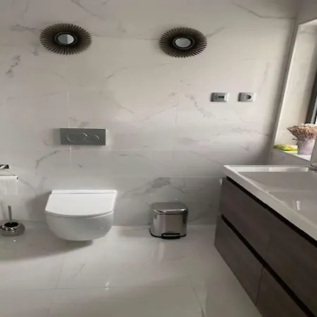 Villa Contemporary Carvoeiro 4 Bedrooms Bonita Balcony Sea Views Modern Interior *